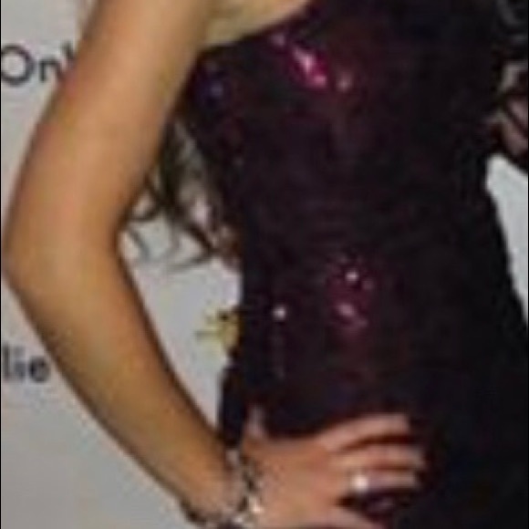 Dress - Picture 4 of 4